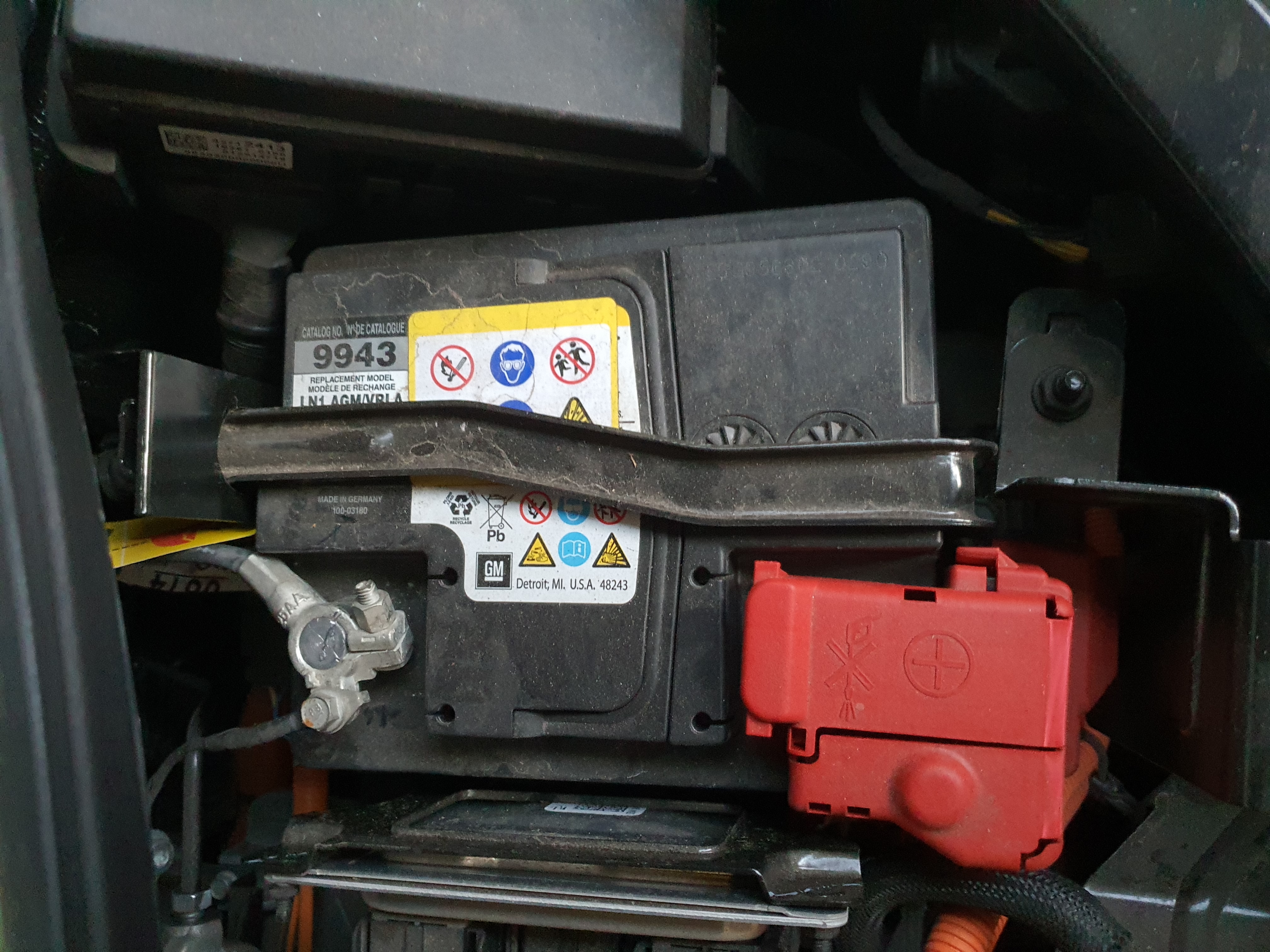 20230725_174101_bateria_12v_bolt.jpg